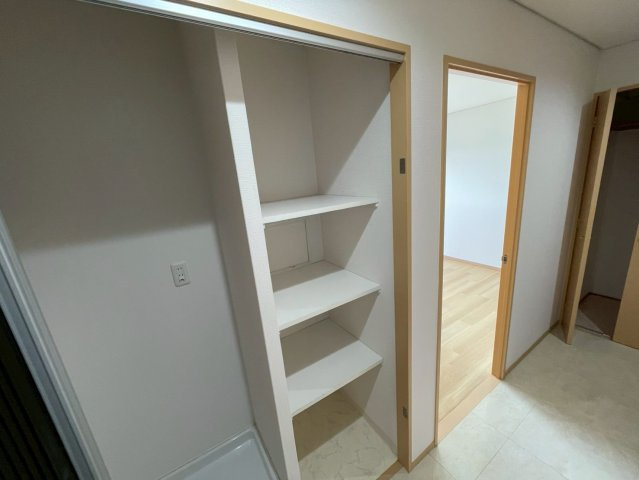 芦屋市松ノ内町の賃貸マンションの収納