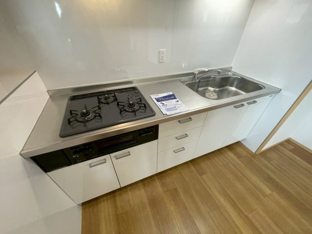 芦屋市松ノ内町の賃貸マンションのキッチン