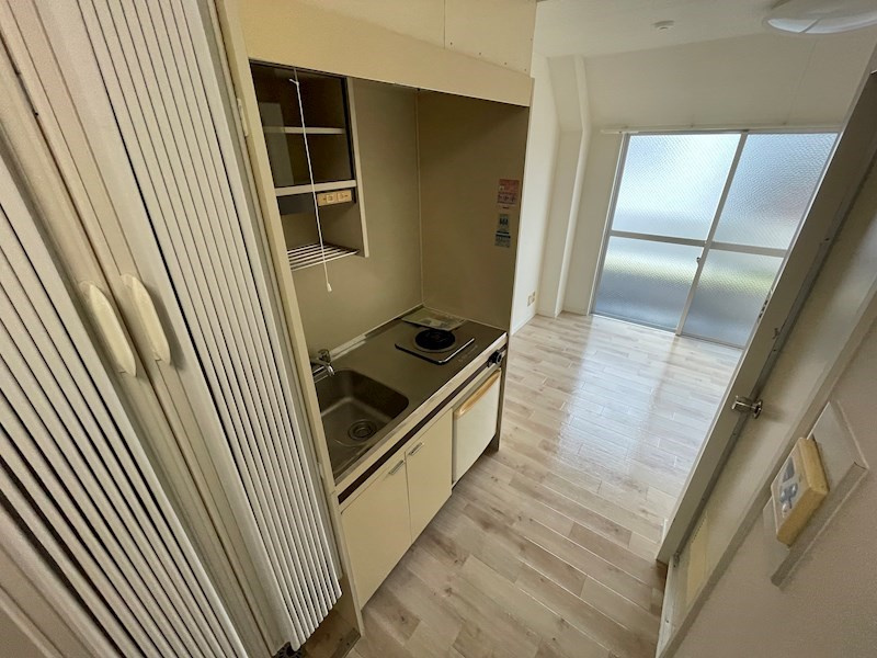 芦屋市西山町の賃貸マンションのキッチン