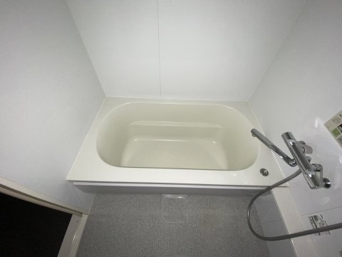 芦屋市南宮町の賃貸マンションの浴室