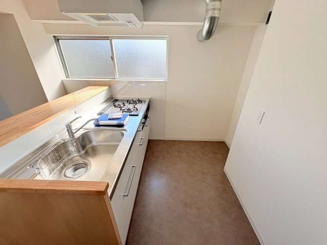 神戸市東灘区岡本８丁目の賃貸マンションのキッチン