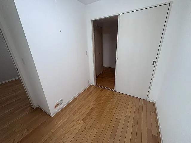 神戸市灘区青谷町３丁目の賃貸マンションの居間・リビング