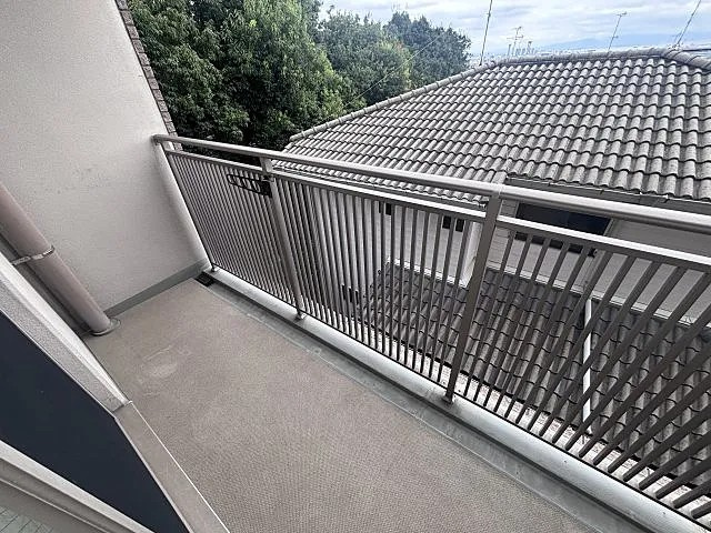 神戸市灘区青谷町３丁目の賃貸マンションのバルコニー