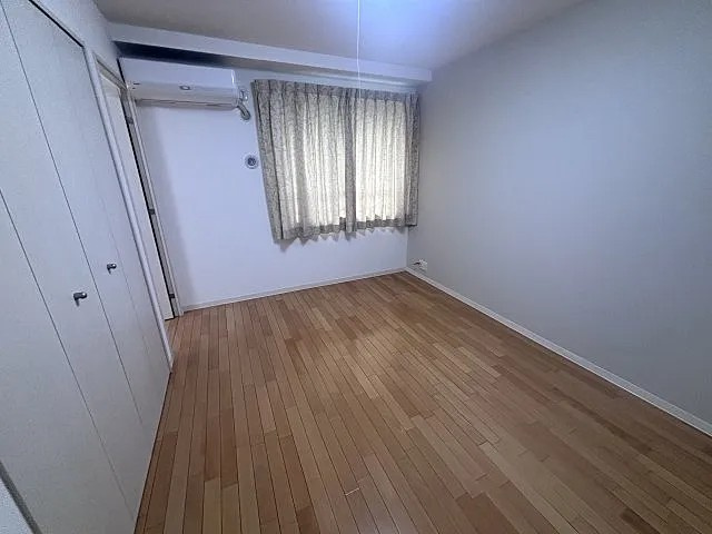 神戸市灘区青谷町３丁目の賃貸マンションの居間・リビング