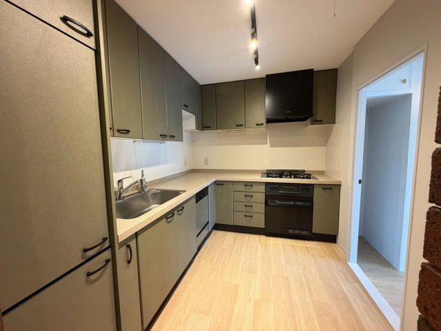 神戸市東灘区住吉東町２丁目の賃貸マンションのキッチン