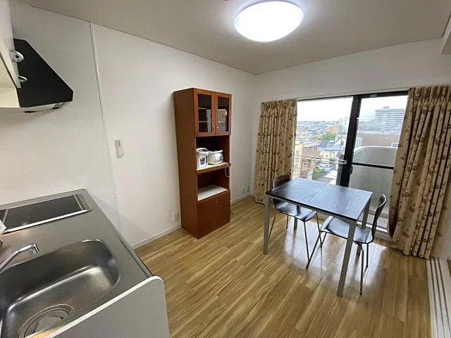 芦屋市松ノ内町の賃貸マンションの居間・リビング