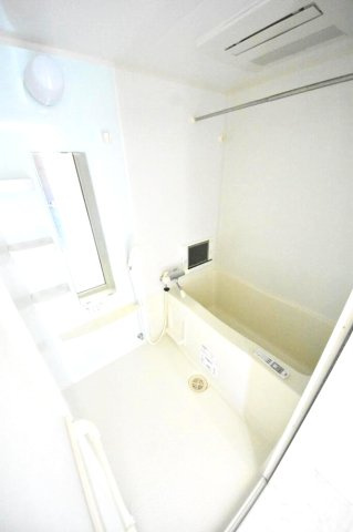 神戸市中央区八雲通６丁目の賃貸マンションの浴室