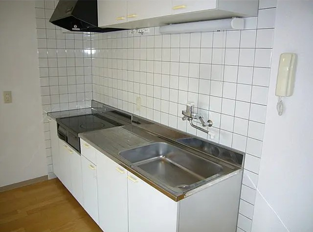 西宮市南昭和町の賃貸マンションのキッチン