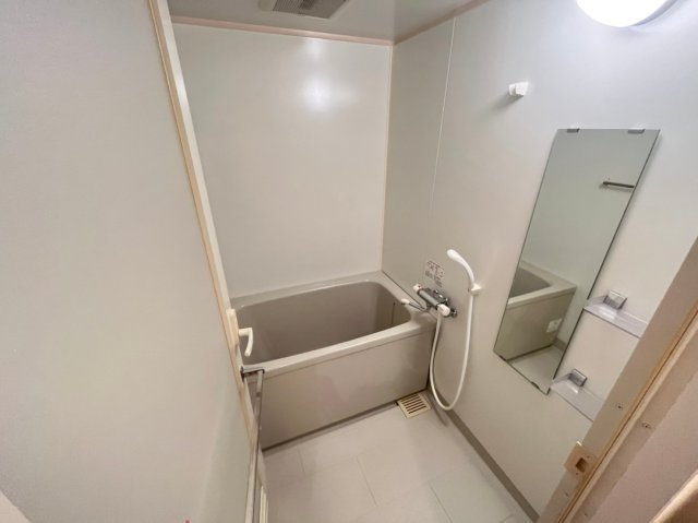 神戸市東灘区御影山手１丁目の賃貸マンションの浴室