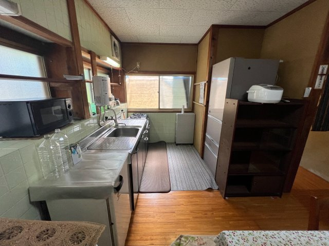 長崎市平山町　平屋建　４DKのキッチン