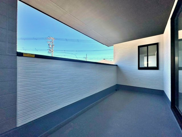 リガーレ　岡崎市中島町１期のその他|開放感のあるバルコニーから、上品な眺望をお楽しみいただけます。優雅なひとときをどうぞ。