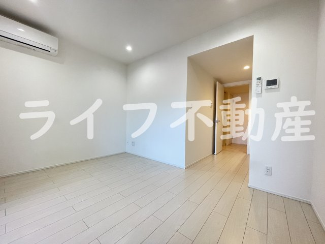 ノーヴェ ルーチェの居間・リビング|こちらの居間で趣味の時間をお楽しみください
