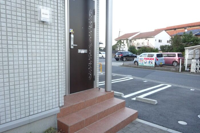 セゾン セツのエントランス