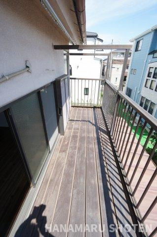 轟町1丁目戸建のバルコニー|物件、駅でお待ち合わせでのご案内歓迎！