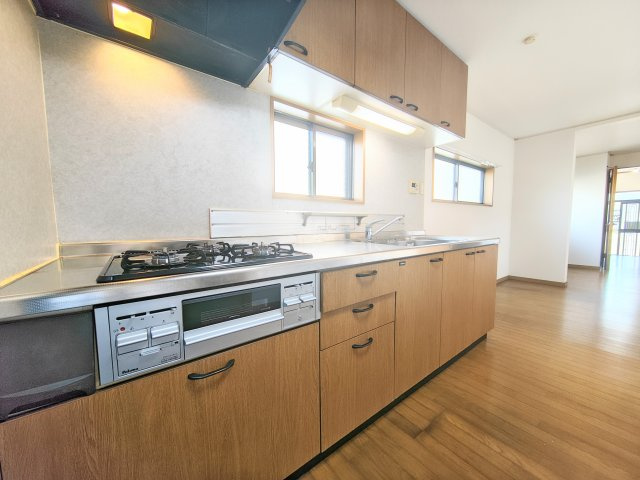浪打町２－１９戸建賃貸のキッチン|キッチンです