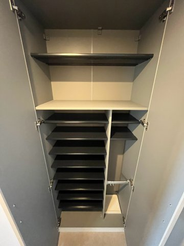 クレヴィスタ戸田の収納