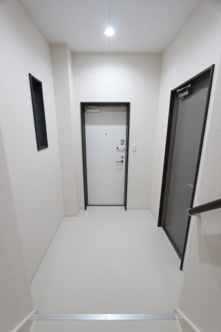 砂原町１９８ＧＩＭＵＣＯの玄関|参考写真です。現況優先。