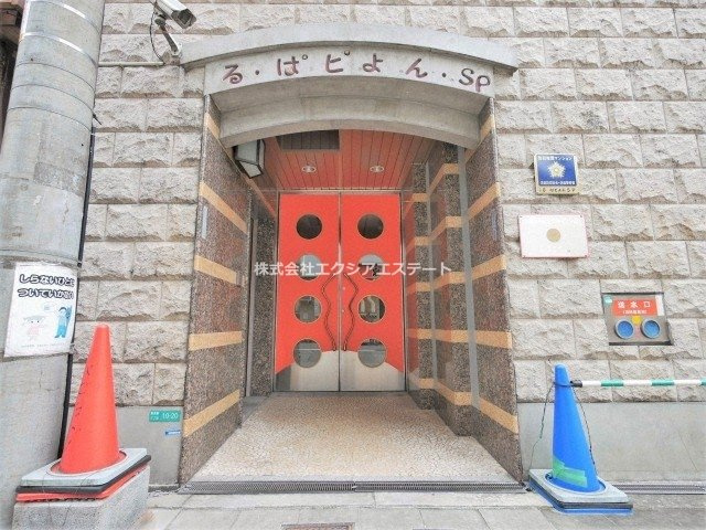 る・ぱピよん・SPのエントランス
