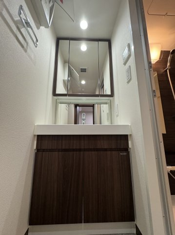 グランレスト文京茗荷谷の玄関