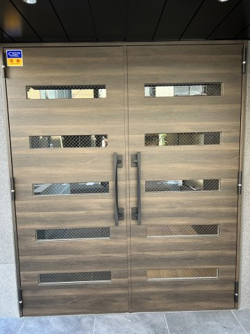 グランレスト文京茗荷谷のエントランス