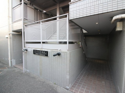 【エントランス】 | サンウエスト西真上