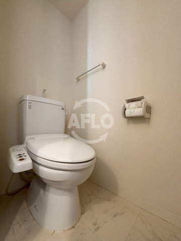 コスモリード谷町六丁目のトイレ|ドゥーエ谷町　温水洗浄便座