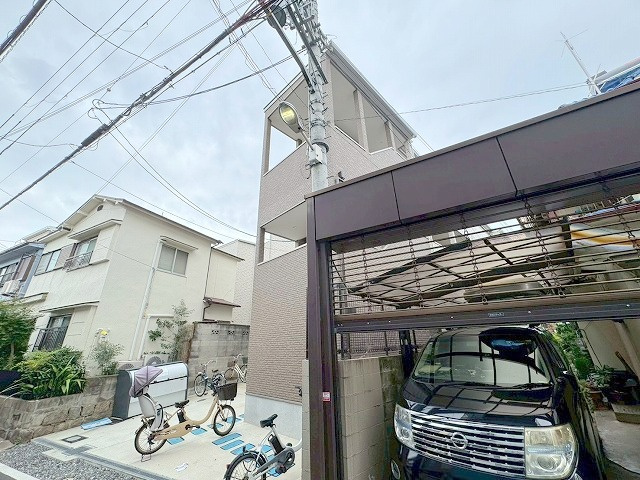 菅原1丁目ハイツの外観