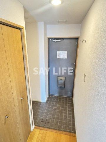 アレフ長吉の玄関