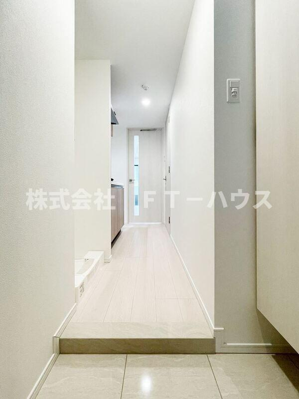 S-RESIDENCE行徳aileの玄関