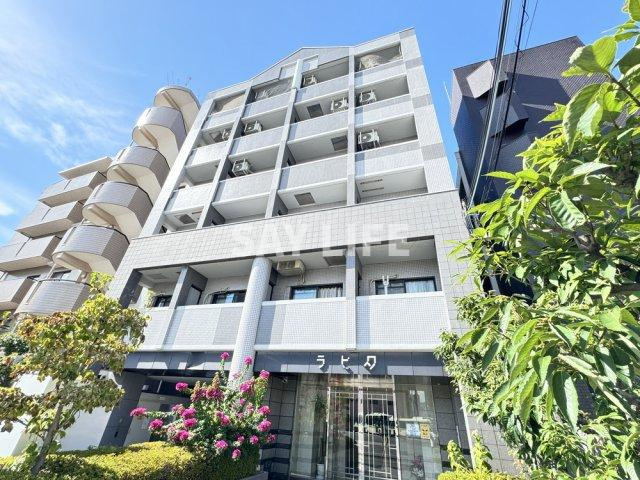 ラピタの外観