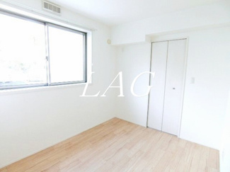 【居間・リビング】 | サンシャインみのり台 | 洋室のお部屋です。