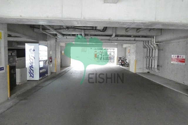 リファレンス東公園の駐車場