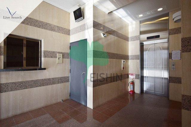 プレシャス博多駅Ａのエントランス