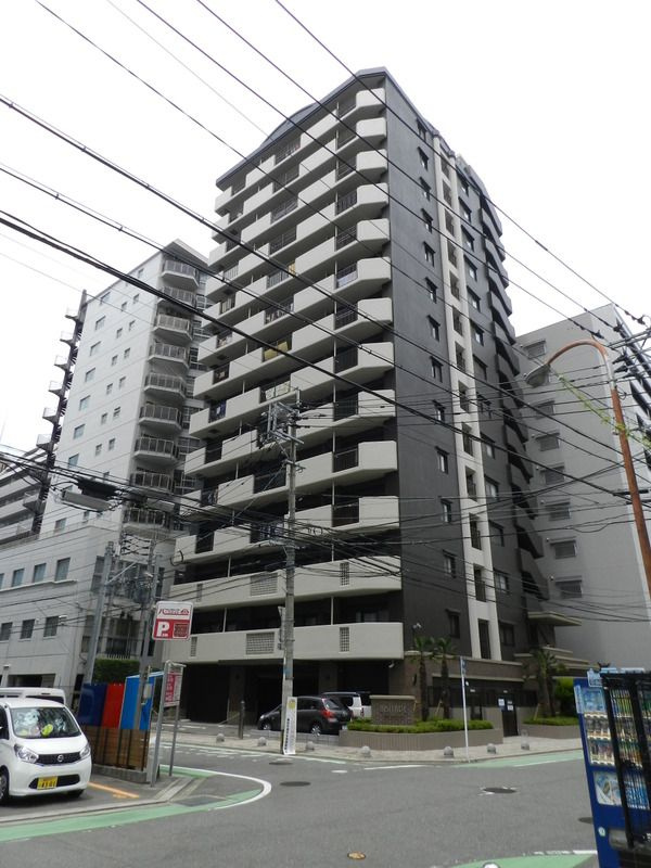 アビターレ駅南の外観