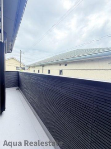 徳島市南沖洲一丁目　新築分譲住宅のバルコニー|暖かな日差しのふりそそぐバルコニー