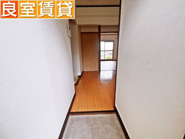 【玄関】 | サンシャトールスズキ