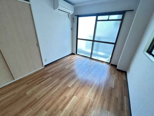 【居間・リビング】 | ランプ