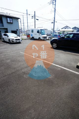 【駐車場】 | ハイムシャルマン | 駐車場です。