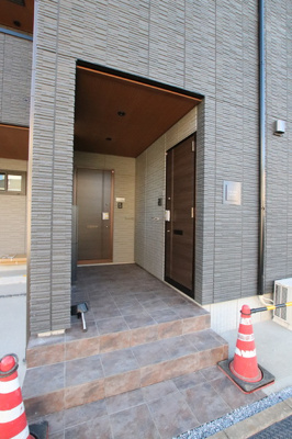 １階住居の玄関です！