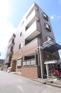 ペットと暮らせるオートロック付きマンションです♪