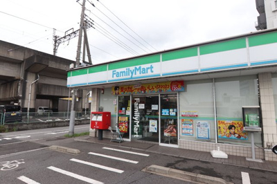 ファミリーマート千葉寺駅東店まで200ｍ
