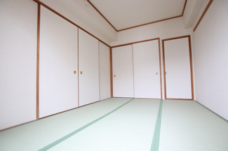 子育てにも便利な６帖の和室