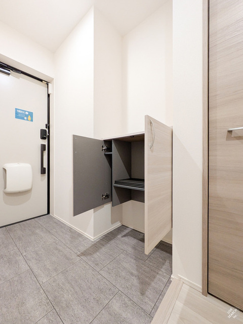 Σresidence歌川町　A棟の玄関|シューズボックス