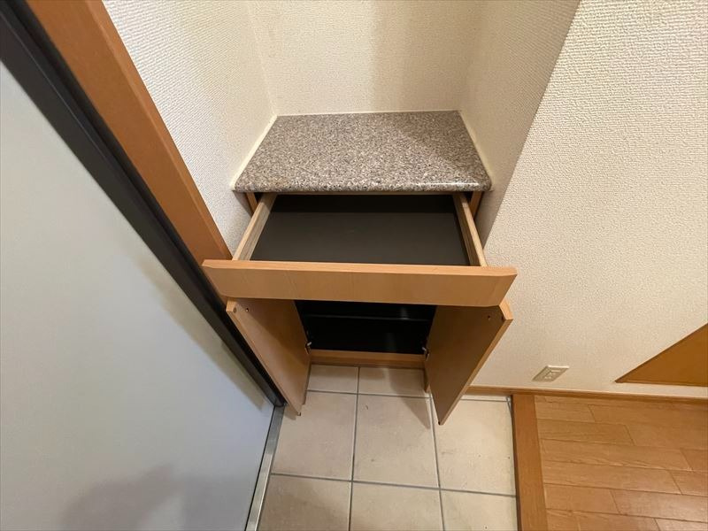 カームリー　フォレストの玄関