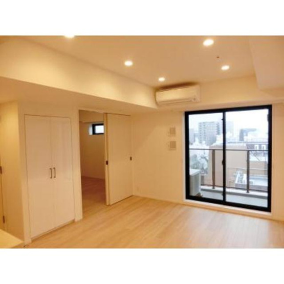 【居間・リビング】 | パークアクシス東日本橋ステーションゲート | ※写真は同タイプ住戸です。