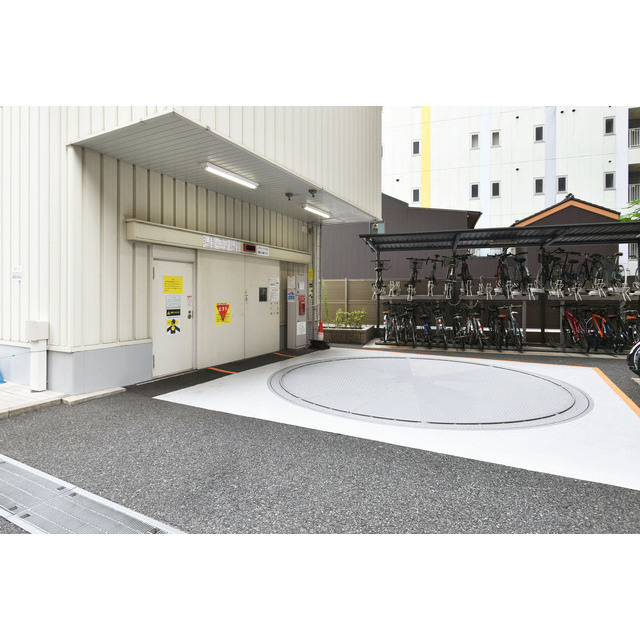 LaSante東別院の駐車場