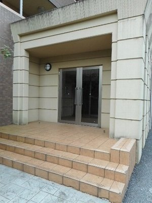シャルマンⅡのエントランス