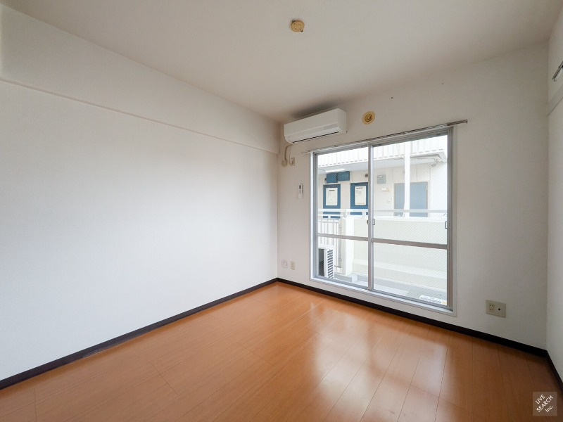 第五セントラルコーポの居間・リビング