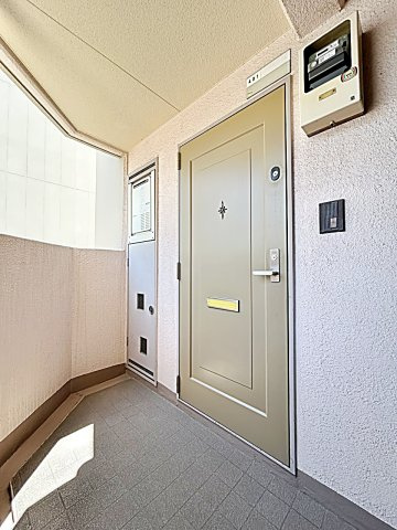 アーバンライフ金山Ⅱの玄関