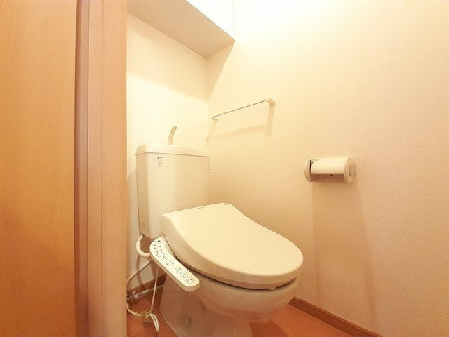 ヴィル・フォーレⅢのトイレ|コンパクトで使いやすいトイレです